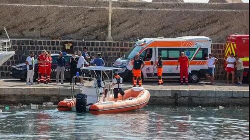 英國(guó)富豪沉船案首批屍檢結(jié)果出爐：4人或在溺水前窒息身亡