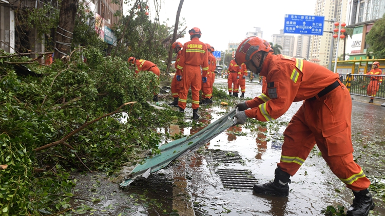 黃坤明主持召開全省視頻會議 認真學習貫徹習近平總書記對瓊粵颱風災(zāi)害作出的重要指示精神
