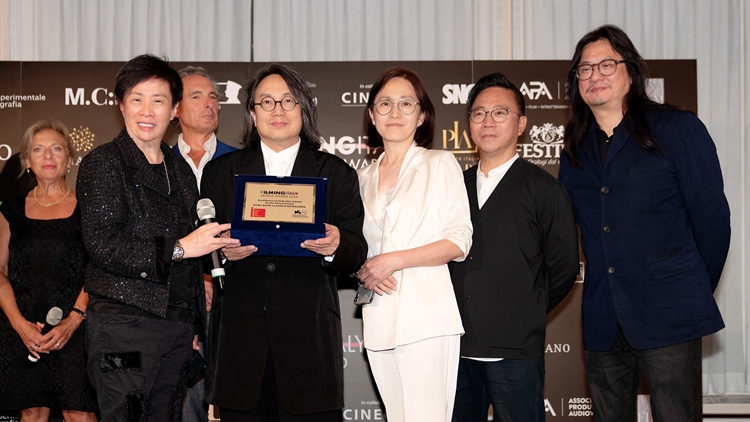 【娛樂】揚威海外《香港經(jīng)典 光影重塑》獲威尼斯影展「傑出貢獻紀錄片」獎項