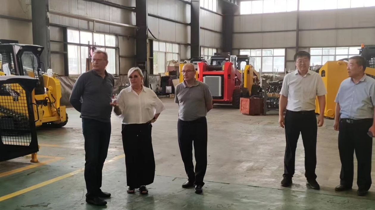 俄羅斯莫斯科州洛布尼亞市代表團(tuán)到訪山東泰安