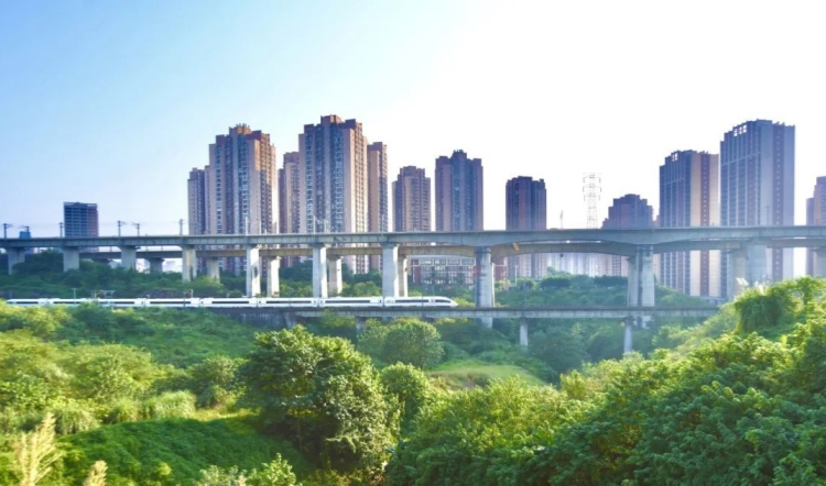 今年前8個月 全國鐵路完成固定資產(chǎn)投資4775億元