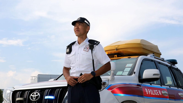 機(jī)場警區(qū)葉文權(quán)：邊緣青年蛻變督察 「奮進(jìn)行動(dòng)」改寫人生