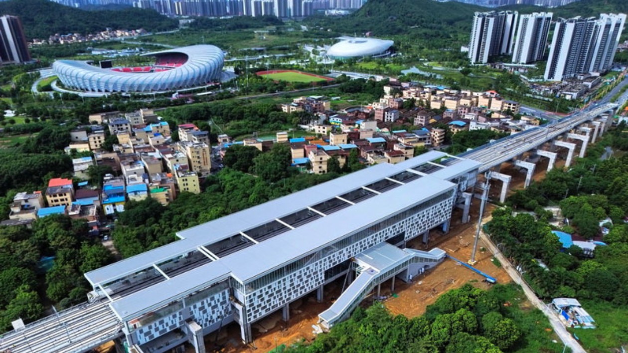 離開(kāi)通又近一步  廣清城際鐵路北延線熱滑試驗(yàn)順利完成