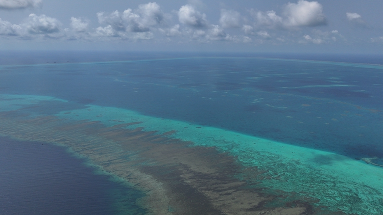 南部戰(zhàn)區(qū)組織?？毡ξ稽S巖島附近進(jìn)行例行性演訓(xùn)活動(dòng)