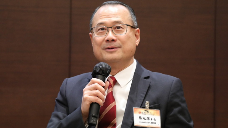 施政報(bào)告2024｜全國(guó)政協(xié)常委、香港中華總商會(huì)會(huì)長(zhǎng)蔡冠深博士回應(yīng)施政報(bào)告 