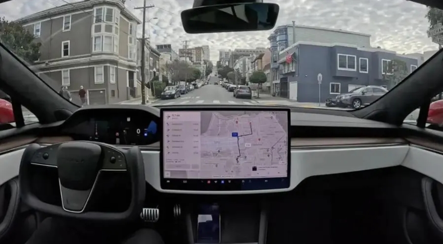 視覺(jué)方案不靠譜？美國(guó)對(duì)特斯拉超240萬(wàn)輛汽車(chē)的FSD軟件進(jìn)行調(diào)查