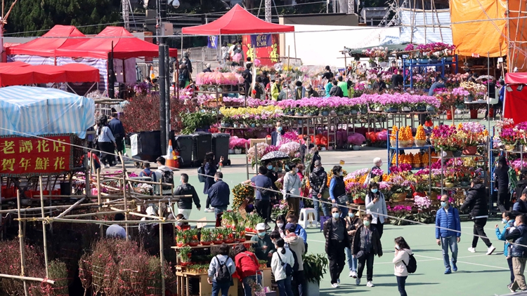 維園年宵攤位第2日競(jìng)投 99個(gè)乾貨攤位全部租出