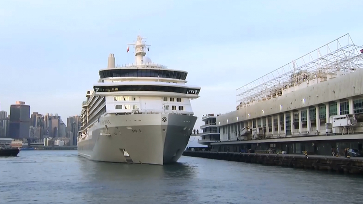 銀海新星號(hào)郵輪首度訪港 逾500名旅客將逗留2日1夜