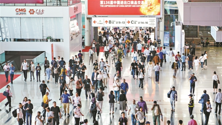 第136屆廣交會境外採購商數(shù)量首破25萬大關 出口意向成交額249.5億美元
