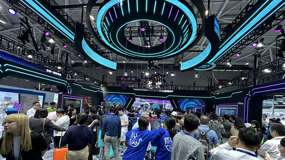 高交會的福田現(xiàn)象 多元豐富全產(chǎn)業(yè)鏈生態(tài)迸發(fā)AI新力量