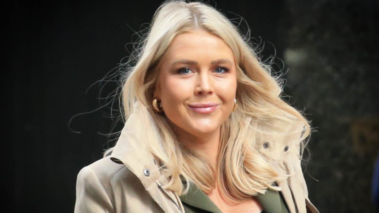 有片丨史上最年輕！特朗普宣布擔(dān)任其白宮新聞秘書(shū)為95後