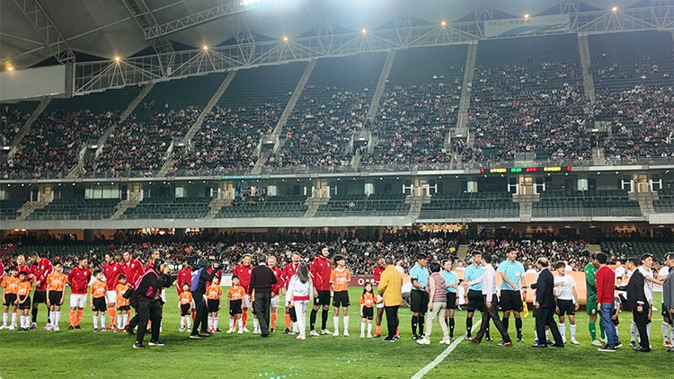 有片 | 40多年曼聯(lián)粉絲 羅淑佩：夢幻一刻