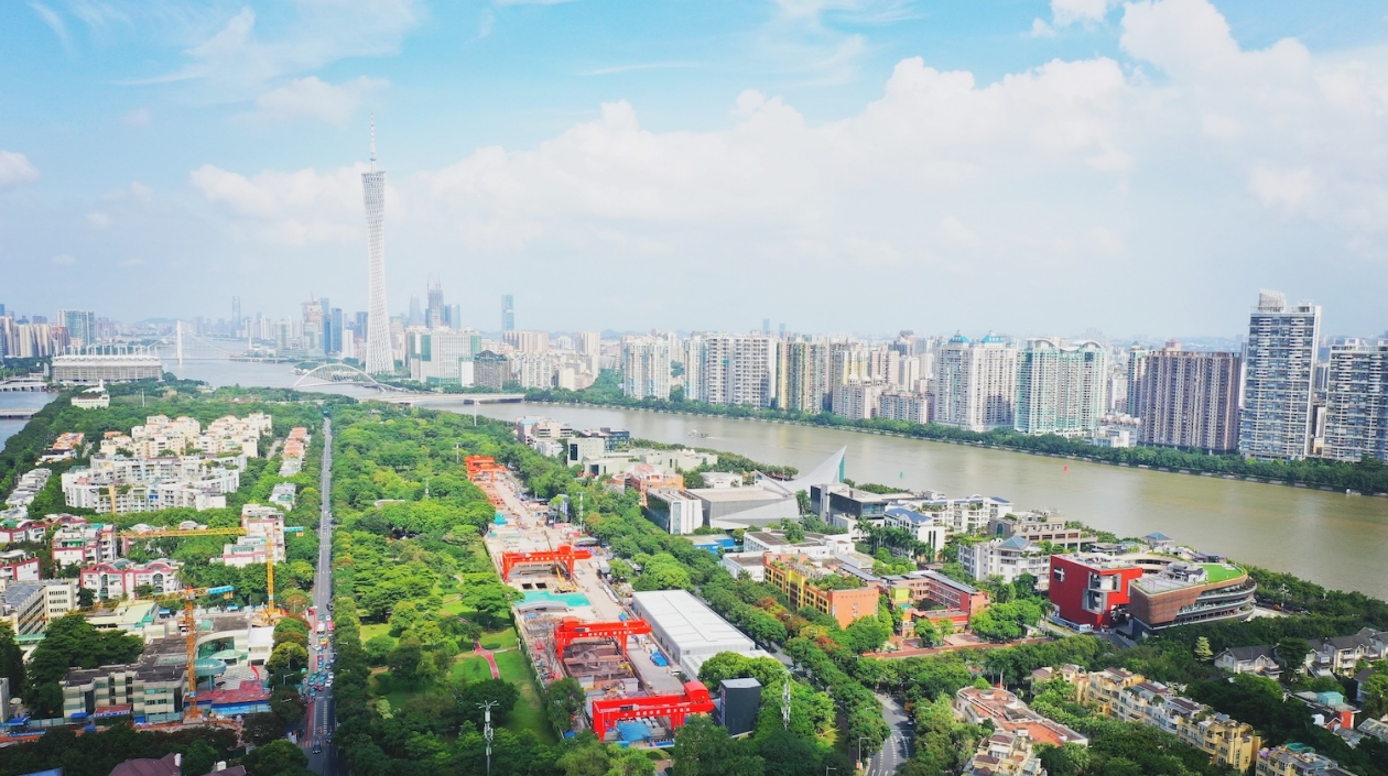 廣州地鐵建設(shè)實(shí)現(xiàn)「開年紅」 兩條地鐵線多座車站移交運(yùn)營(yíng)調(diào)試階段