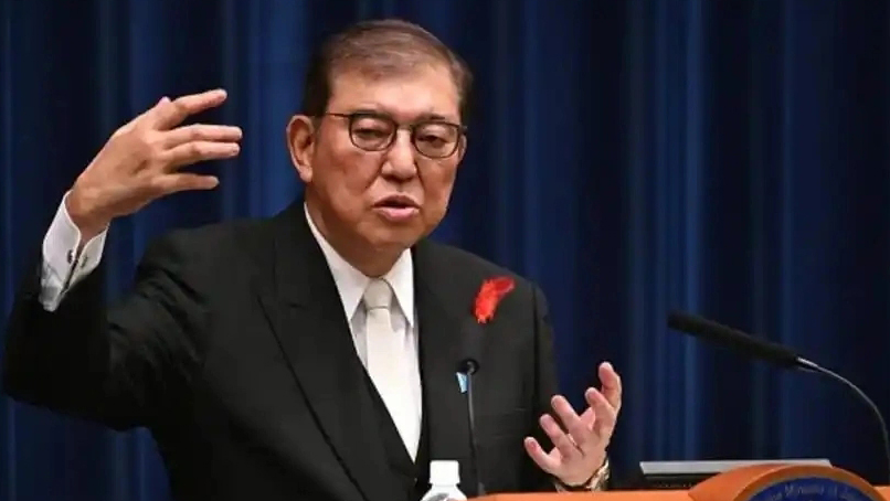 日本首相石破茂汽車與警衛(wèi)車輛發(fā)生碰撞 無人受傷