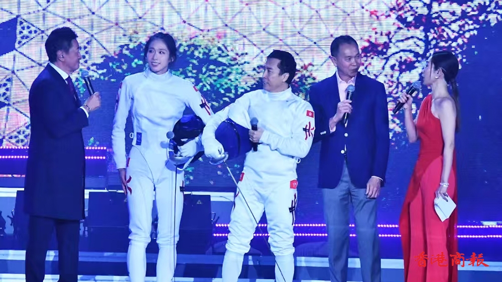 啟德體育園開(kāi)幕典禮 容祖兒勁歌熱舞打頭陣 江旻憓甄子丹對(duì)決險(xiǎn)勝5比4