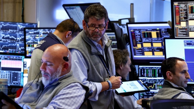 美國進(jìn)入夏令時(shí)間 美股交易時(shí)間提前1小時(shí)