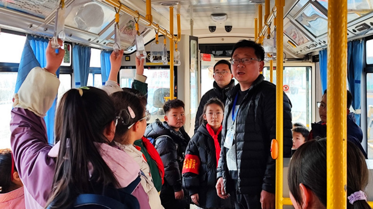 皖黟縣：小監(jiān)督大作用  追「鋒」行促文明