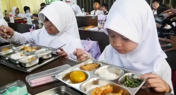 印尼免費(fèi)營(yíng)養(yǎng)膳食計(jì)劃已惠及200多萬(wàn)人