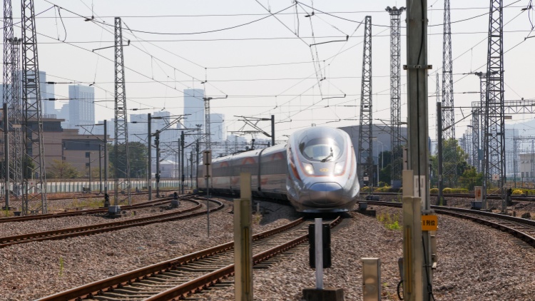 深圳市消委會走進西九龍高鐵站精準服務跨境旅客