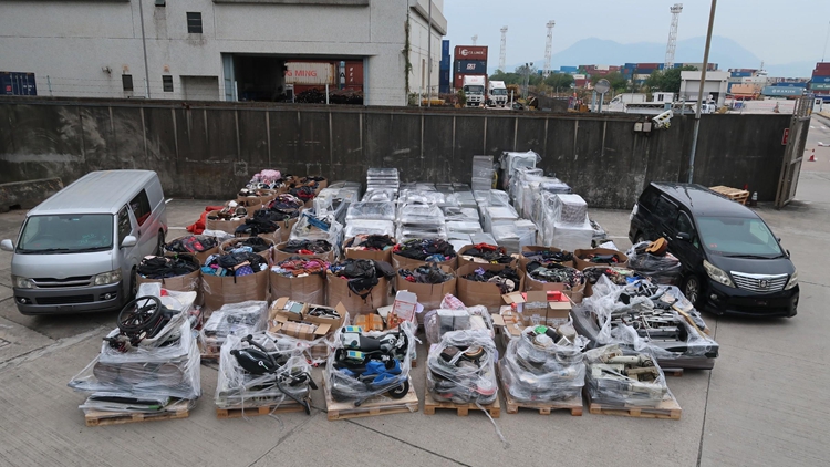 海關(guān)偵破利用遠(yuǎn)洋船運(yùn)往新加坡走私案 檢值1000萬走私物品