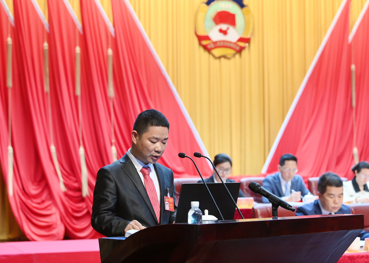 惠陽(yáng)兩會(huì)︱惠陽(yáng)區(qū)政協(xié)委員鍾文輝：優(yōu)化惠陽(yáng)產(chǎn)業(yè)園區(qū)教育資源 賦能經(jīng)濟(jì)社會(huì)高質(zhì)量發(fā)展