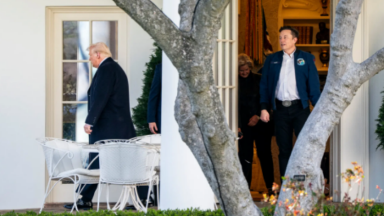 特朗普預(yù)計馬斯克最終將回去運營公司，「會盡可能留住他」