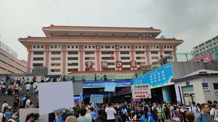 清明出現(xiàn)客流高峰？這份攻略讓你高效通關(guān)