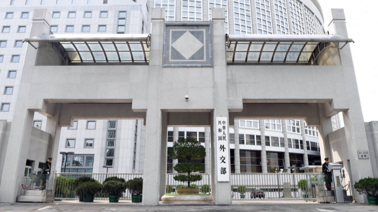 中方回應(yīng)特朗普稱或大幅降低對(duì)華關(guān)稅