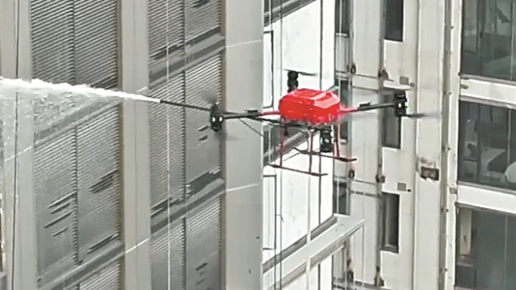 火災被困高層？無人機來拯救！