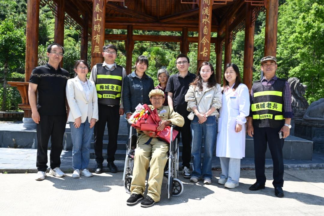 皖祁門縣：百歲老兵 生日快樂