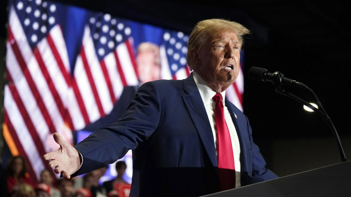 特朗普連揮「三大棒」 哈佛抗議、歐盟不滿、蘋果挨招