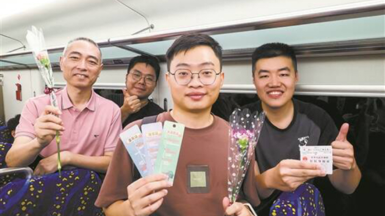 首日直擊！粵港澳大灣區(qū)最長城際貫通，廣州30分鐘直通佛山東莞