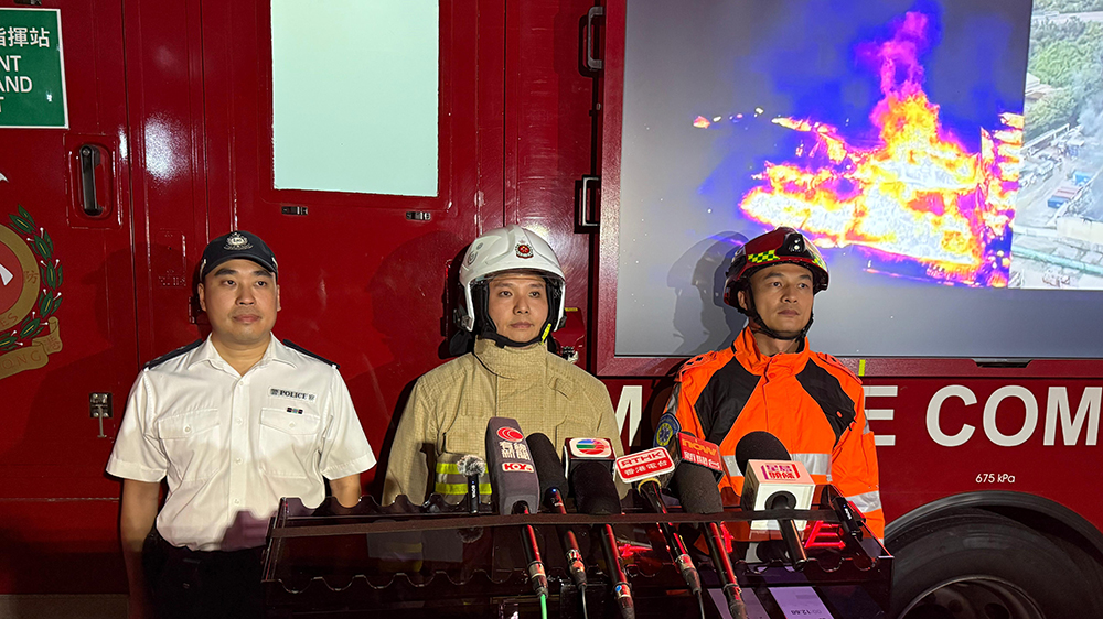 天水圍貨倉(cāng)三級(jí)火 兩人受傷包括消防員