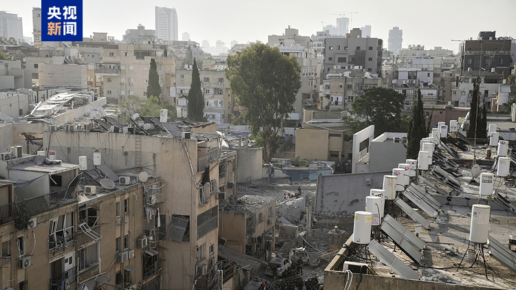 以方稱(chēng)伊朗發(fā)動(dòng)11輪襲擊 包括370枚彈道導(dǎo)彈和上百架無(wú)人機(jī)