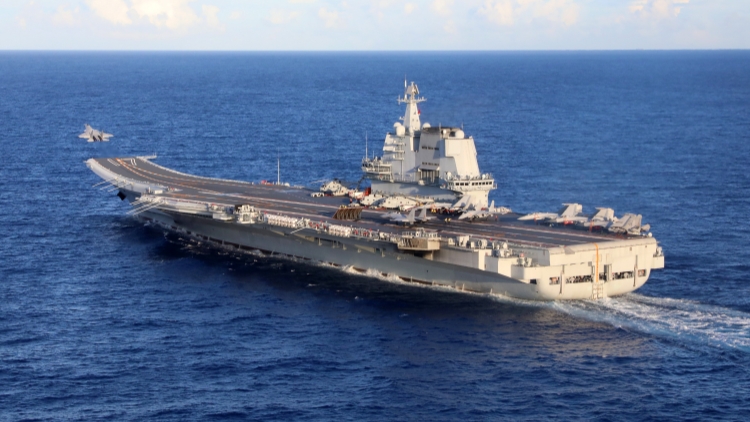 7月3日至7日 山東艦航母編隊訪問香港