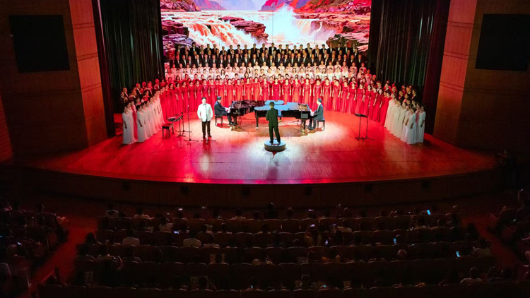 300人共唱《黃河》！深圳寶安2025「開演——文藝四季SHOW」正式啟幕