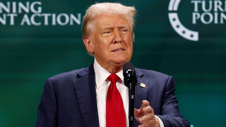 最有權的和最有錢的 又開撕了