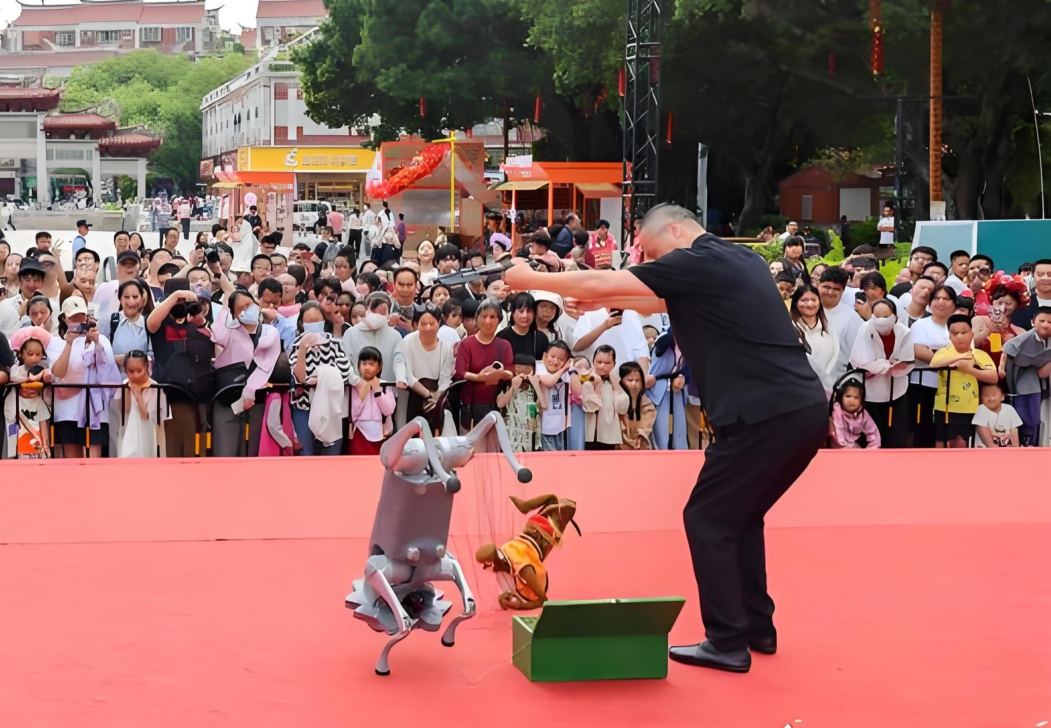 千年木偶「牽」新潮 —— 泉州提線木偶創(chuàng)新探索獲好評(píng)