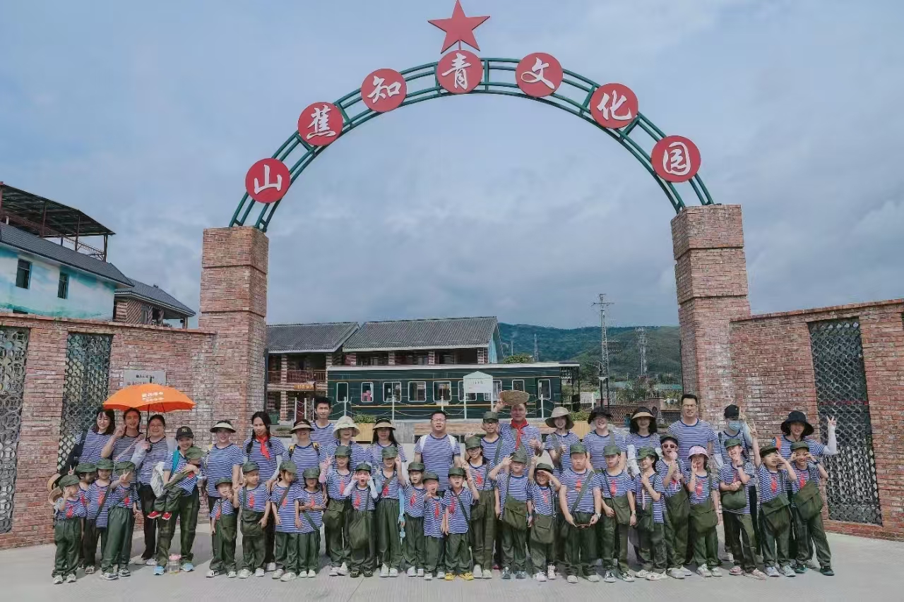 百千萬(wàn)工程丨粵北武江區(qū)西河鎮(zhèn)以「武龍?jiān)础篂槊郊ぐl(fā)鄉(xiāng)村振興「新動(dòng)力」  產(chǎn)值年增三成特色產(chǎn)業(yè)鏈串聯(lián)發(fā)展