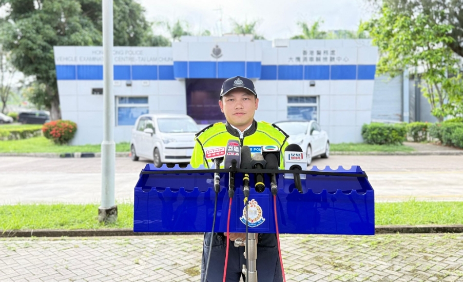 警方打擊白牌車 拘兩司機(jī)涉非法載客取酬