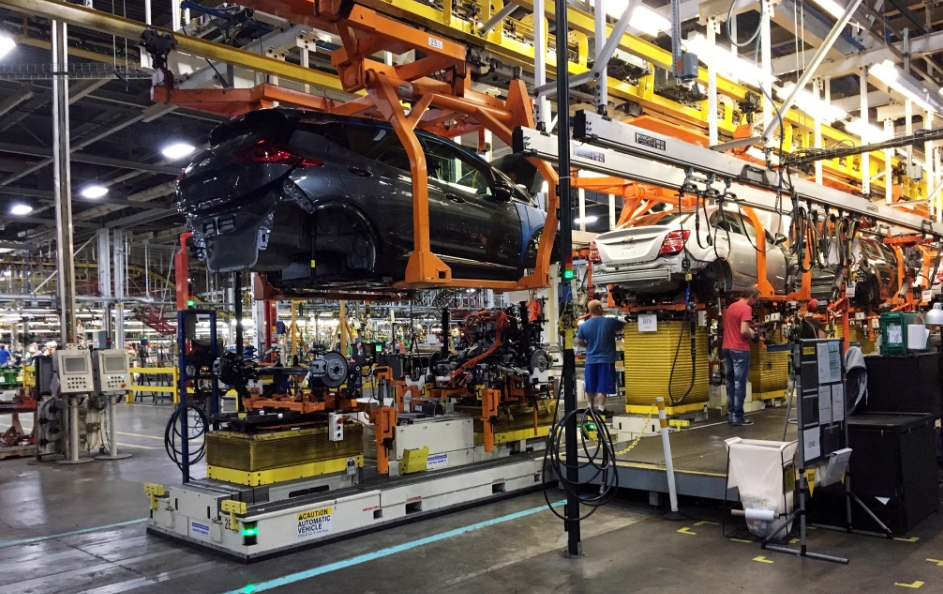 特朗普關(guān)稅反害成本大增美國工廠陷停工裁員潮