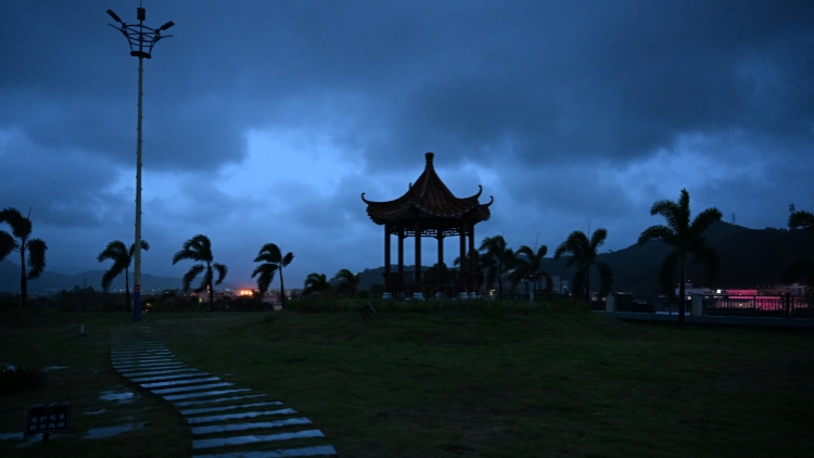 廣東省防汛防旱防風(fēng)總指揮部調(diào)整防風(fēng)應(yīng)急響應(yīng)到Ⅳ級(jí)