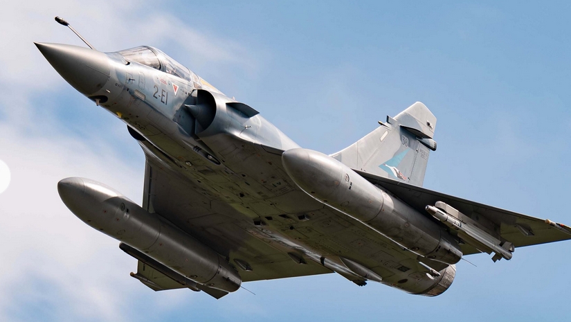 烏克蘭一架「幻影-2000」戰(zhàn)鬥機(jī)墜毀 飛行員彈射逃生 