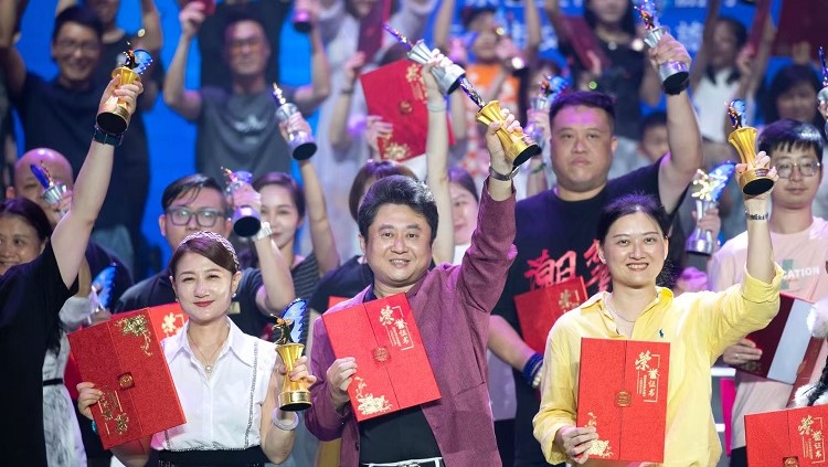 【藝術】1金2銀3銅 深圳寶安區(qū)少兒藝術作品創(chuàng)佳績