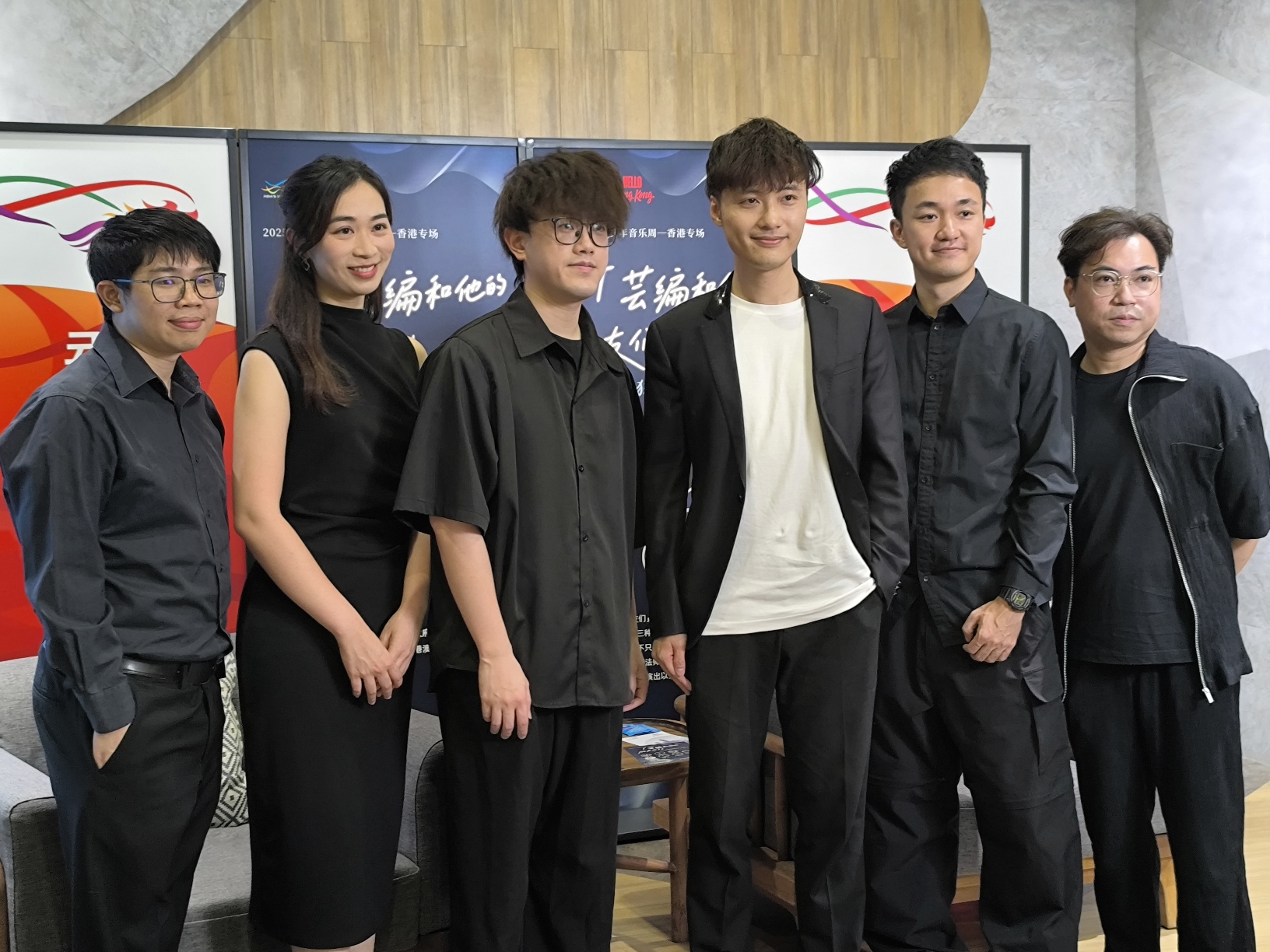 川港文化交流再譜新篇 「蕓編和他的朋友們」二胡狂想音樂會在成都奏響