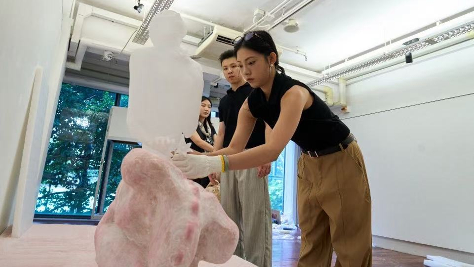 嶺大碩士生策展展覽 《Curate the Curious》開(kāi)幕 探索當(dāng)代藝術(shù)世界