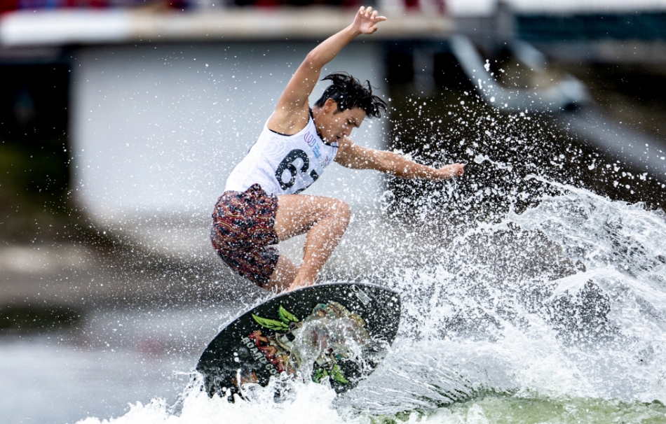 鄭俊軒男子尾波沖浪奪銅牌 港隊(duì)世運(yùn)會(huì)累計(jì)3金1銅