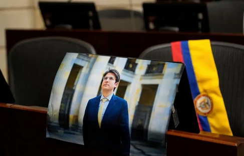 哥倫比亞總統(tǒng)選舉參選人遭槍擊兩個(gè)多月後去世