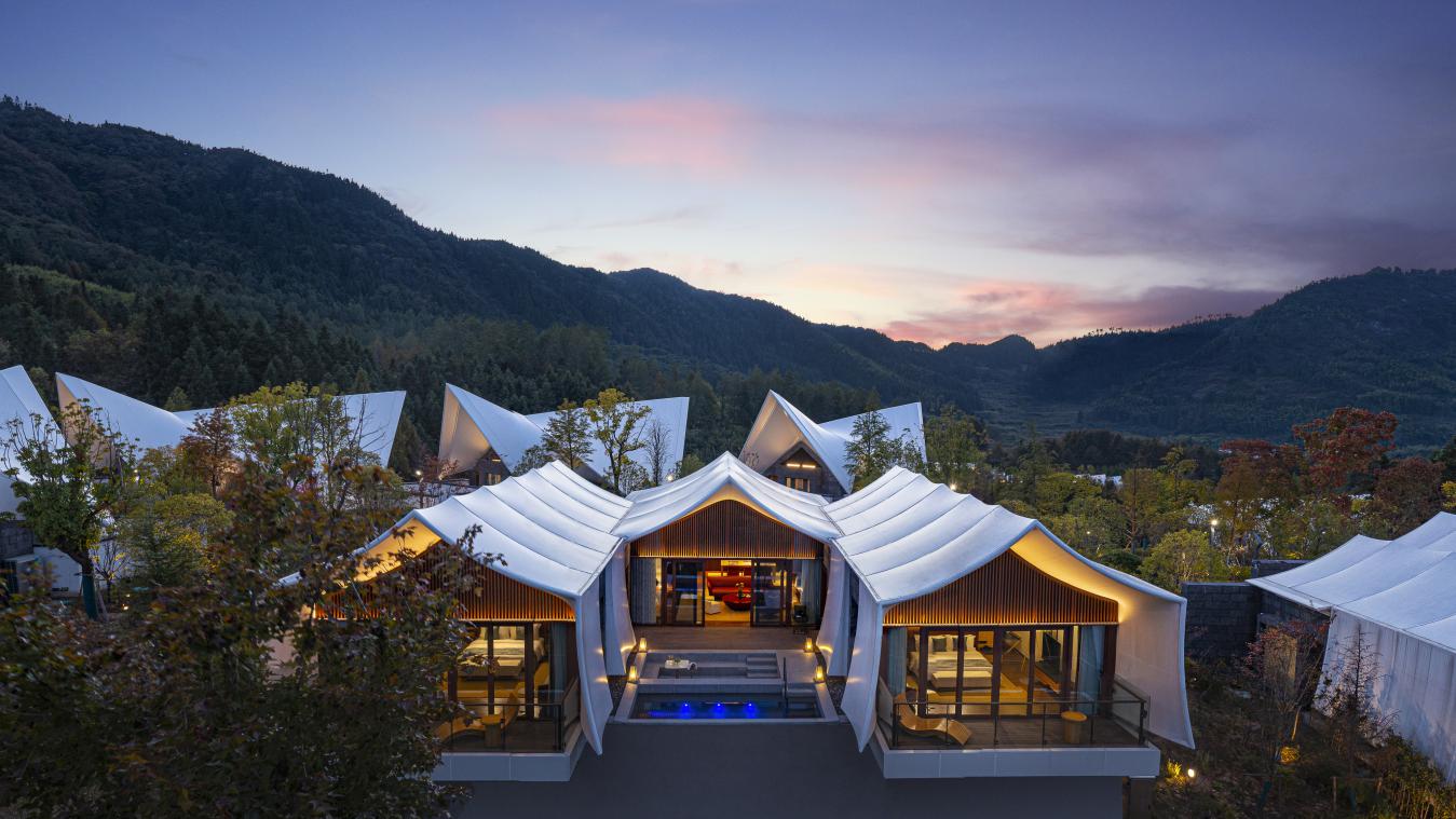 「宿景聯(lián)動(dòng)」添彩全域旅遊  皖黟縣民宿產(chǎn)業(yè)協(xié)會(huì)成立