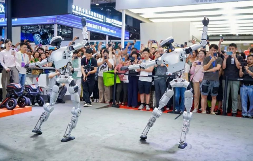 三城聯(lián)動(dòng)繪就中國(guó)科創(chuàng)藍(lán)圖 2025中國(guó)三大世界級(jí)科技盛會(huì)彰顯中國(guó)創(chuàng)新新高度